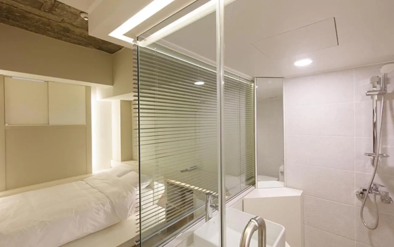Ado Hotel Seoul 0*,  South Korea