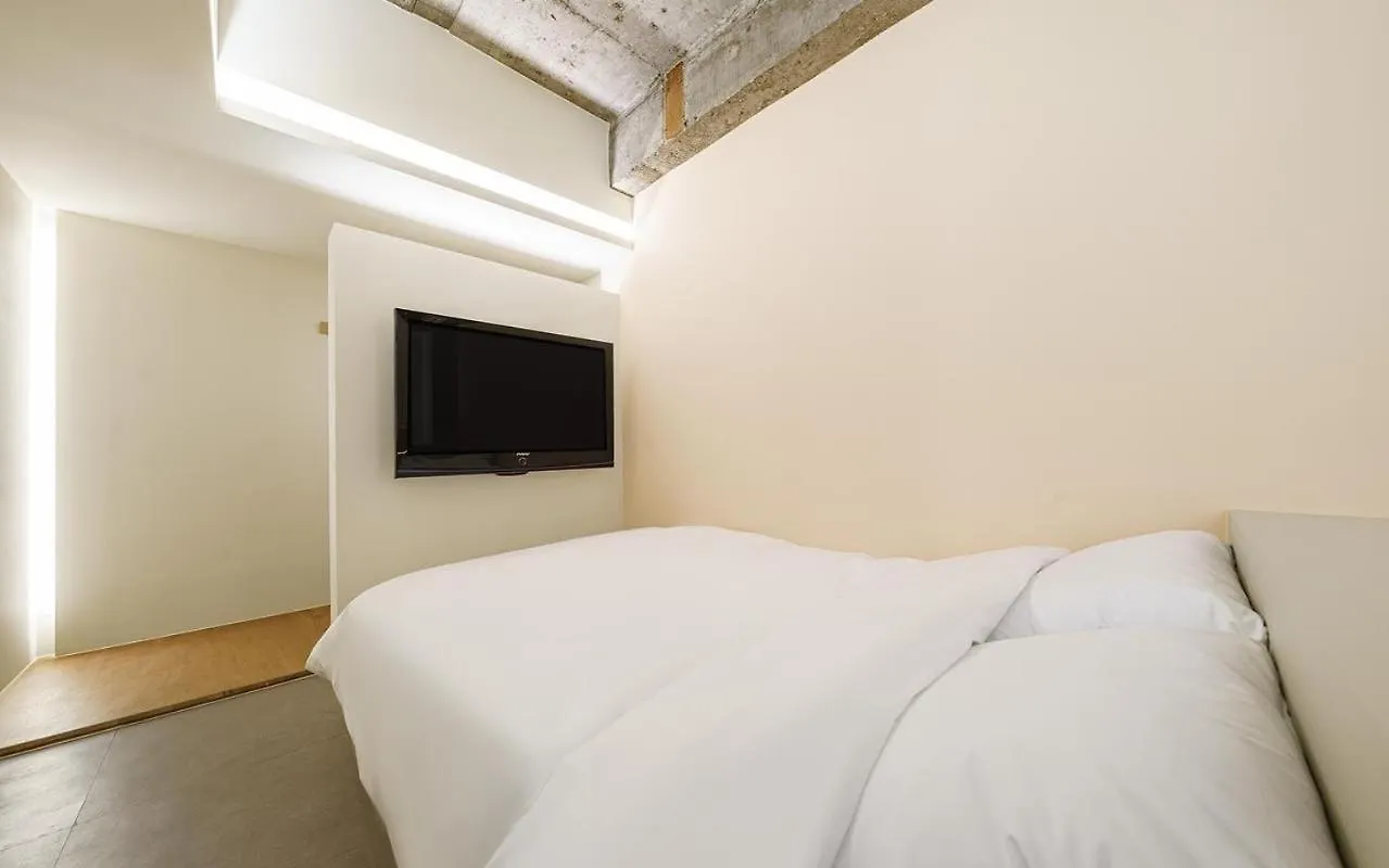 Ado Hotel Seoul