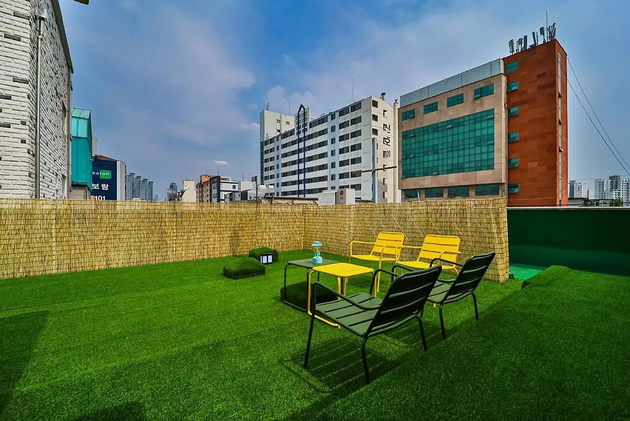 Ado Hotel Seul